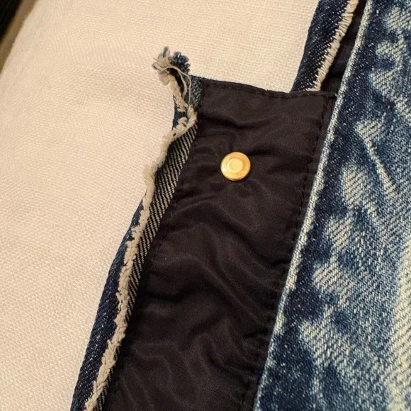 D&G by Dolce & Gabbana Women’s Denim Jacket with Black Velvet Collar - Picture 7 of 7